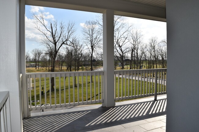 Building Photo - 3305 Pointe-Marie Dr