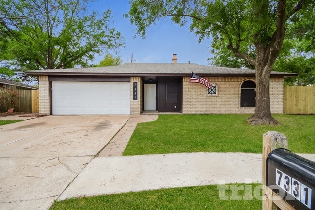 Building Photo - 7331 Millbrae Ln