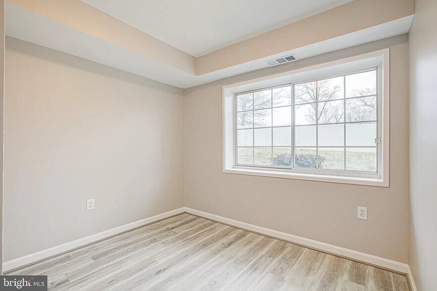 Building Photo - 5615 Franconia Rd