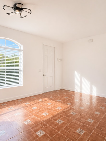 Building Photo - 11937 Sturbridge Ln