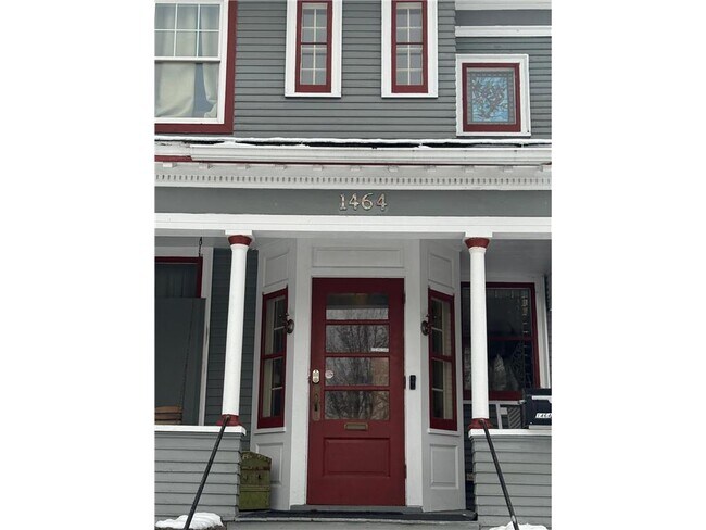 Building Photo - 1464 W Minnehaha Ave