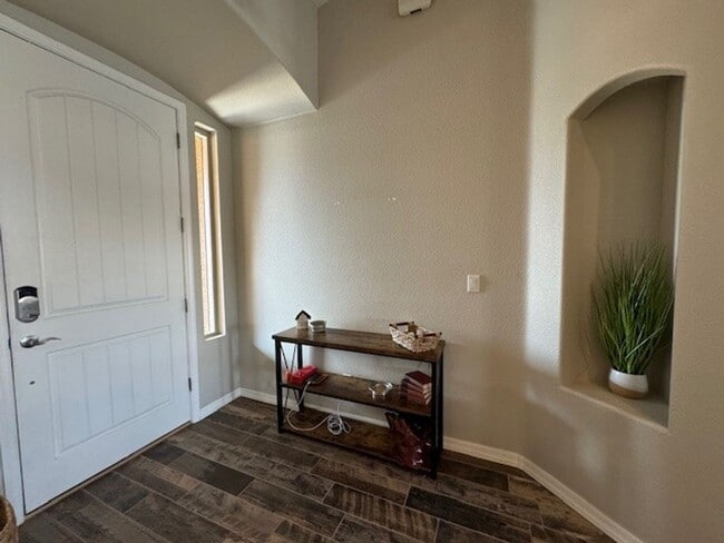 Building Photo - Los Lagos Lakefront WINTER Rental 3Br with Utilities AVAILABLE 10/1/2025