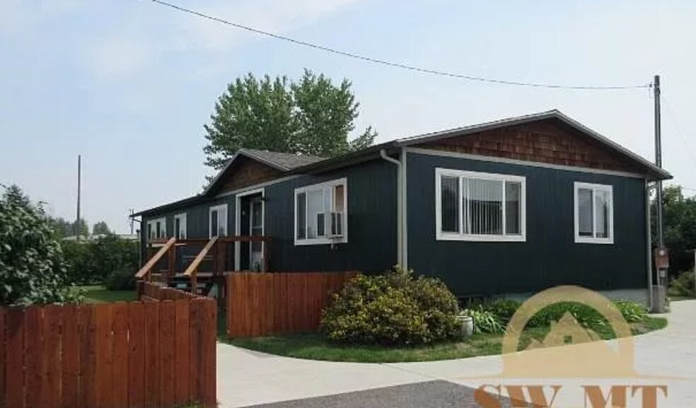 Street view of front of house - 4270 E Valley Center Rd