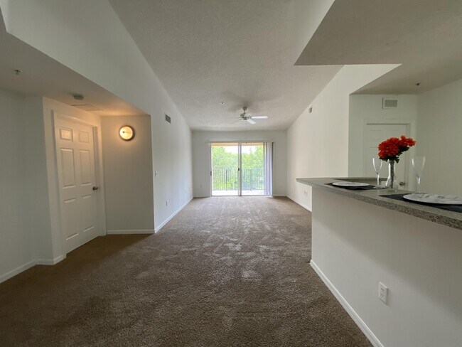 Building Photo - 2360 E Preserve Way