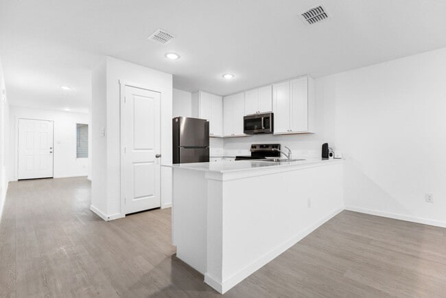 Building Photo - 4bed/2bath Home at Higdon Crossing Subdivision