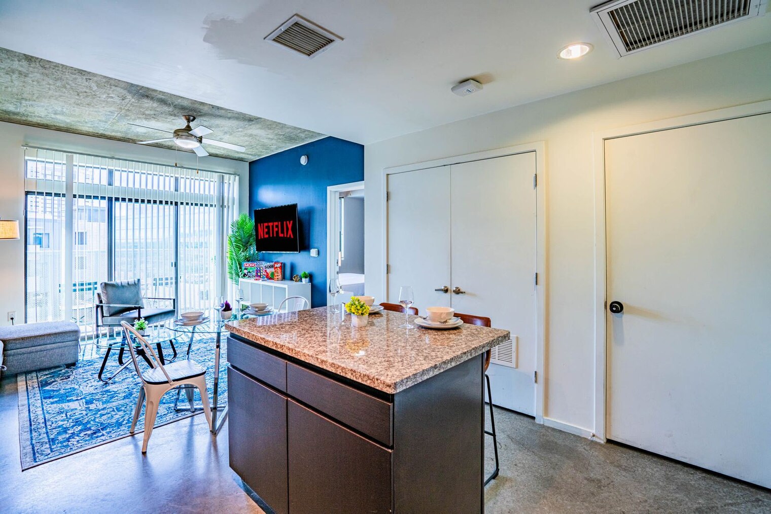 Building Photo - 913 N 3rd St