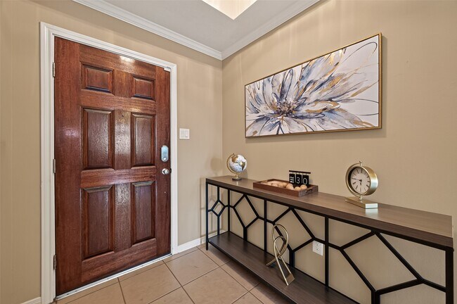 Building Photo - 6518 Palo Duro Dr