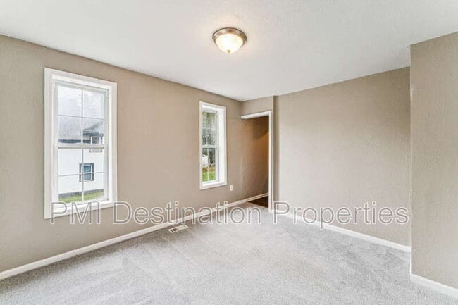Building Photo - 4041 Ruby Ave