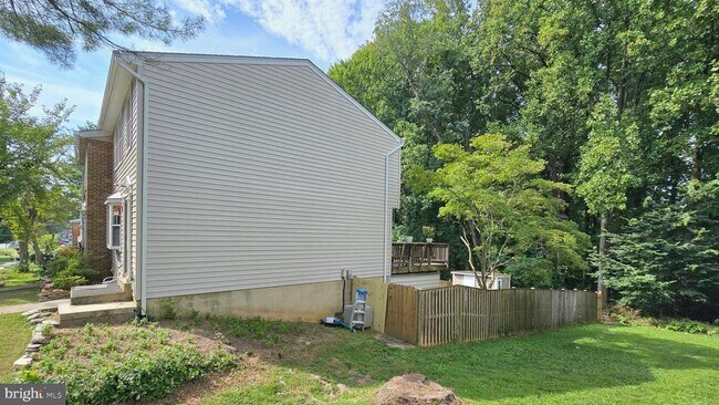 Building Photo - 19914 Buhrstone Dr