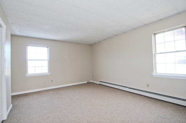 Building Photo - 3 Park Ave