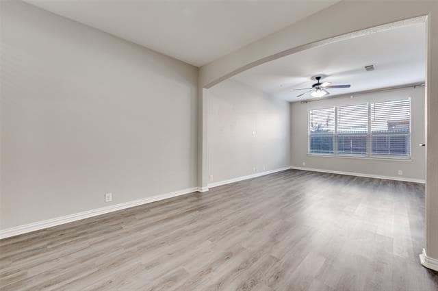 Building Photo - 1824 Villa Dr