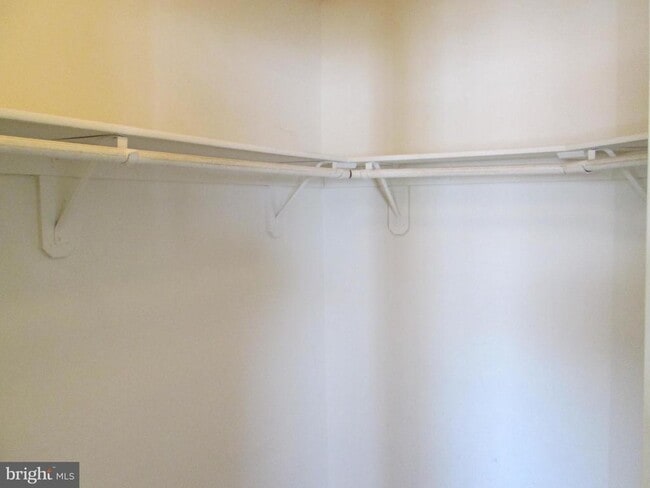 Building Photo - 2004 Travis Point Ct