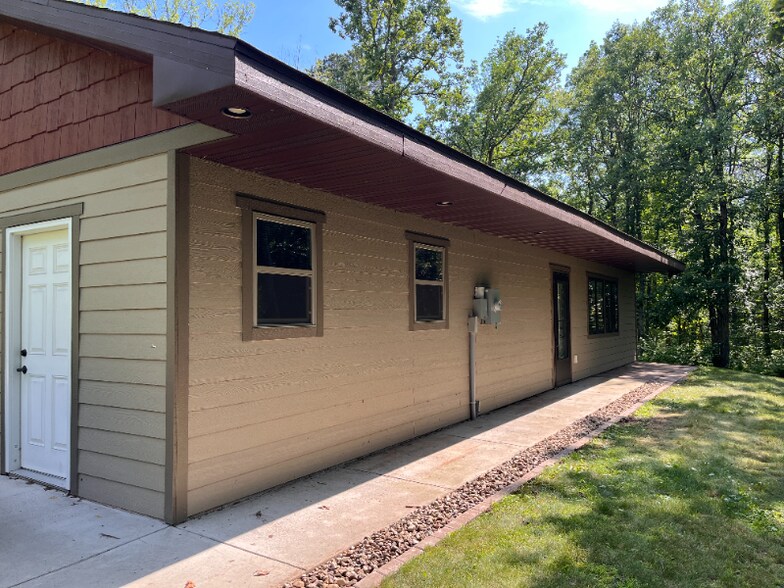Building Photo - 18747 Jermark Rd