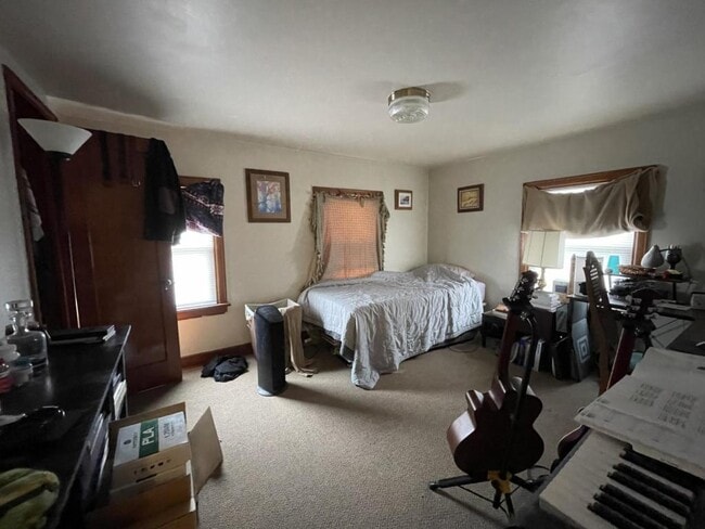 Building Photo - 1323 N 21st St