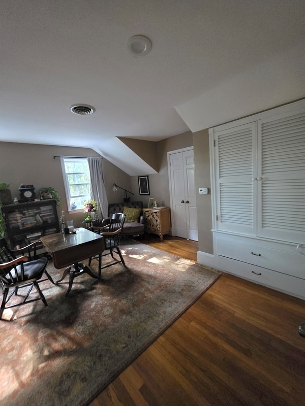 Building Photo - 5975 Old Washington Rd