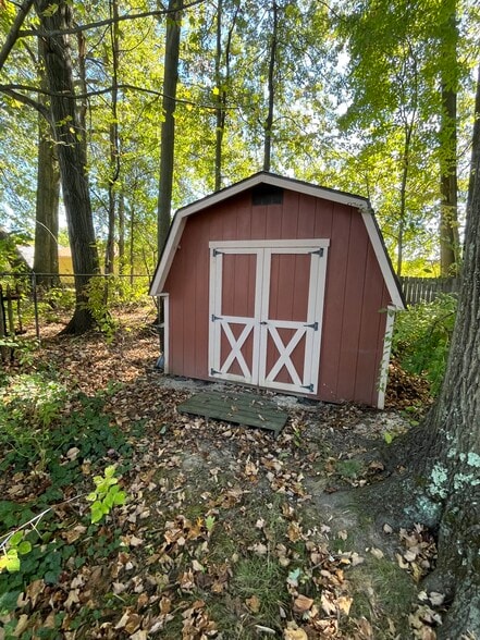 Shed - 244 Natale Dr