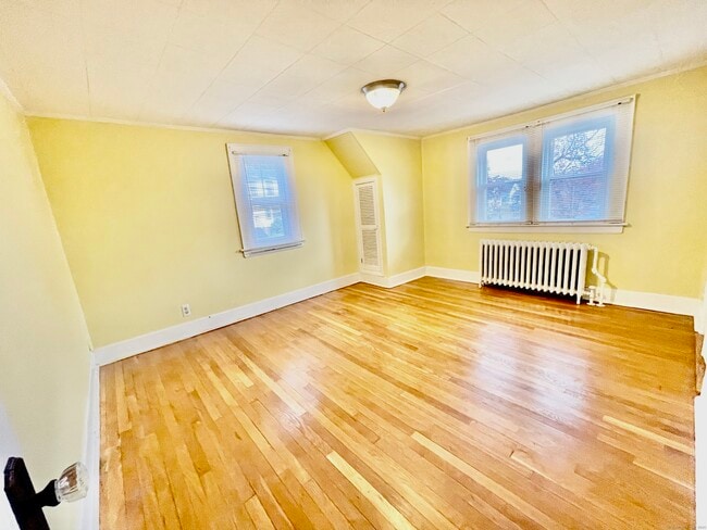 Building Photo - 55 Bronx Ave