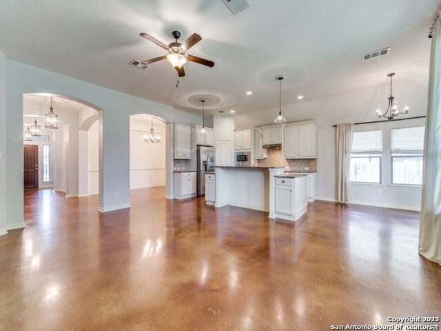 Building Photo - 164 Autumn Ridge