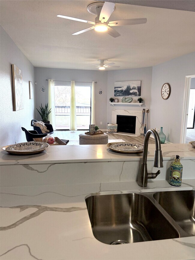 Building Photo - 18809 Egret Bay Blvd