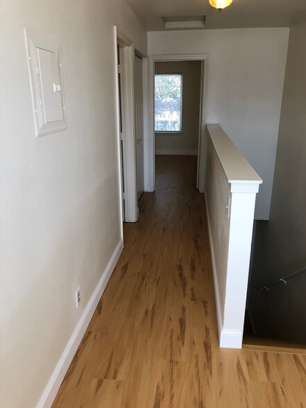 2nd Floor Hallway - 410 Valley Cir