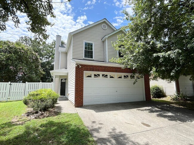 Primary Photo - Charming Newly Remodeled 3BD, 2BA Raleigh ...