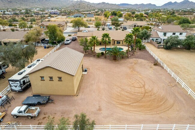 Building Photo - 9768 W Prospector Dr