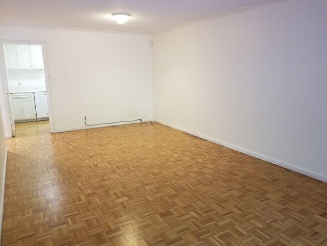 Building Photo - One Bedroom Unit in Sharon Park Neighborho...