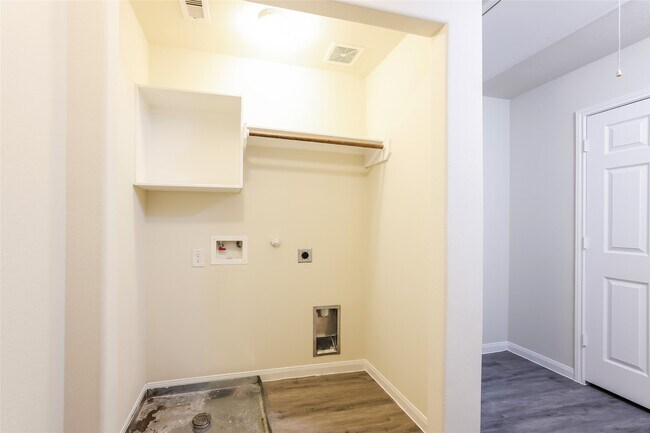 Building Photo - 12135 Pia Drive