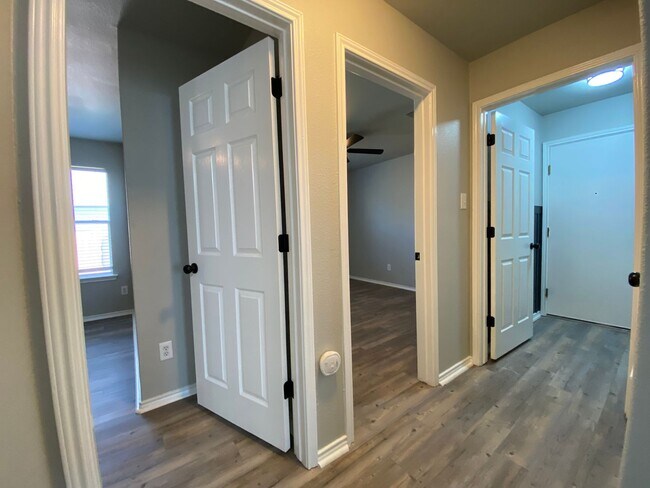 Building Photo - Beautiful Home in Redbird Ranch