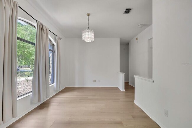 Building Photo - 18401 N 30th St