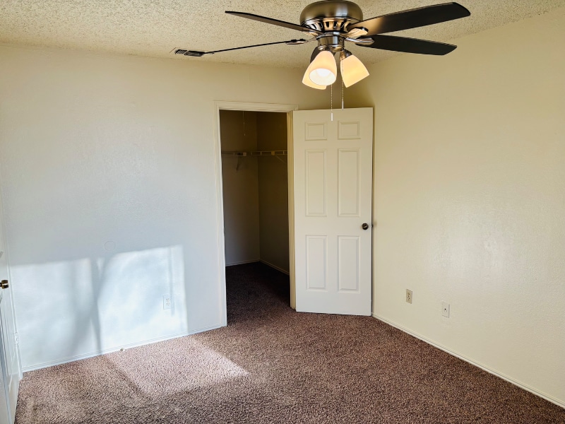 Building Photo - 6303 Worchester Knoll