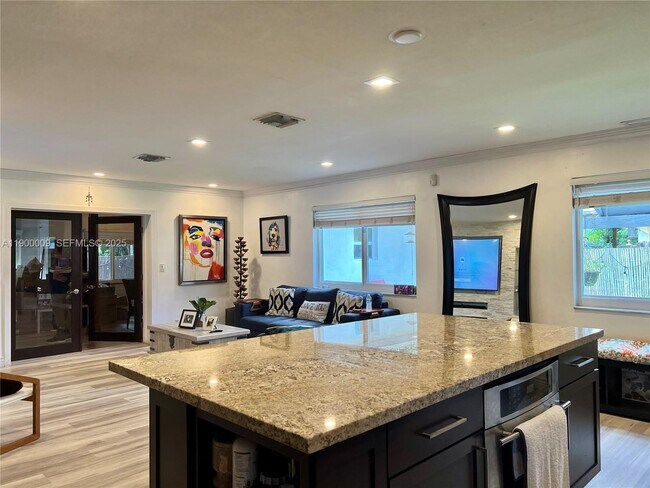 Building Photo - 10220 SW 160th St