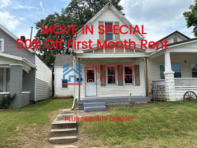 Primary Photo - Three Bedroom House | Two Bathroom | Move ...