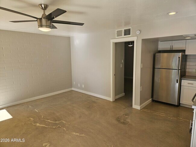 Building Photo - 4241 N 26th St