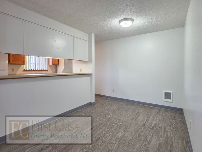 Building Photo - 4724 SW Murray Blvd