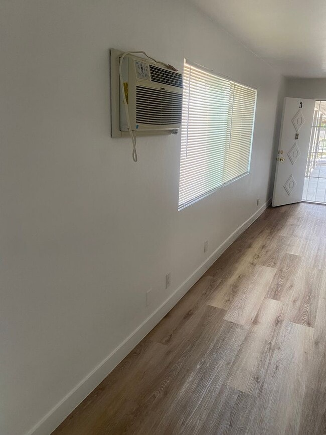 Building Photo - 12554 Brookshire Ave