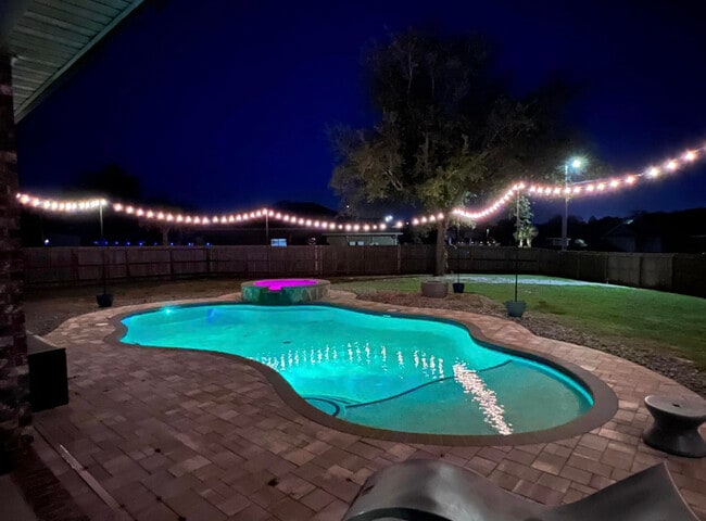 Building Photo - 8501 Holley Hills Cir