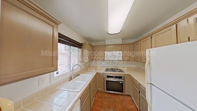 Building Photo - 220 Meigs Rd