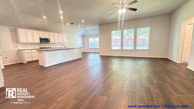 Building Photo - YOUR 3-BED, 2-BATH DREAM HOME AWAITS IN GRAND PRAIRIE