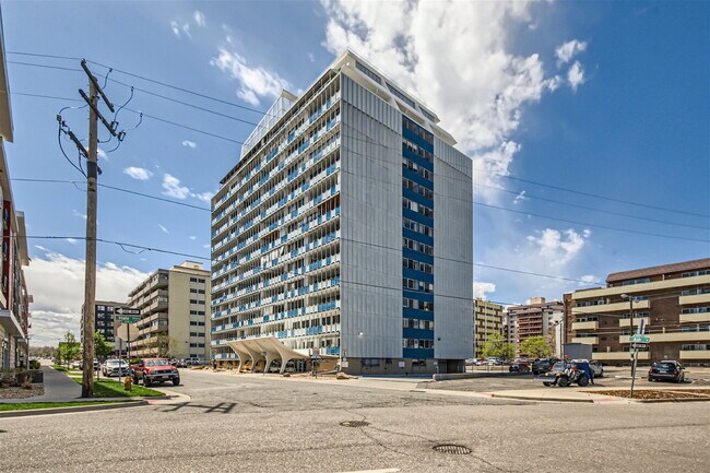 Building Photo - Fully Furnished Denver Apartment Near City Park, Cherry Creek & Congress Park
