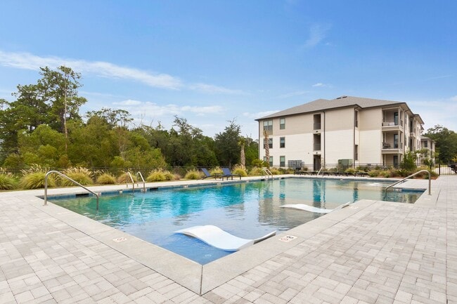Building Photo - THE INLET - 1 BEDROOM, 1 BATH FURNISHED CONDO - OCEAN SPRINGS LIVING AT ITS FINEST