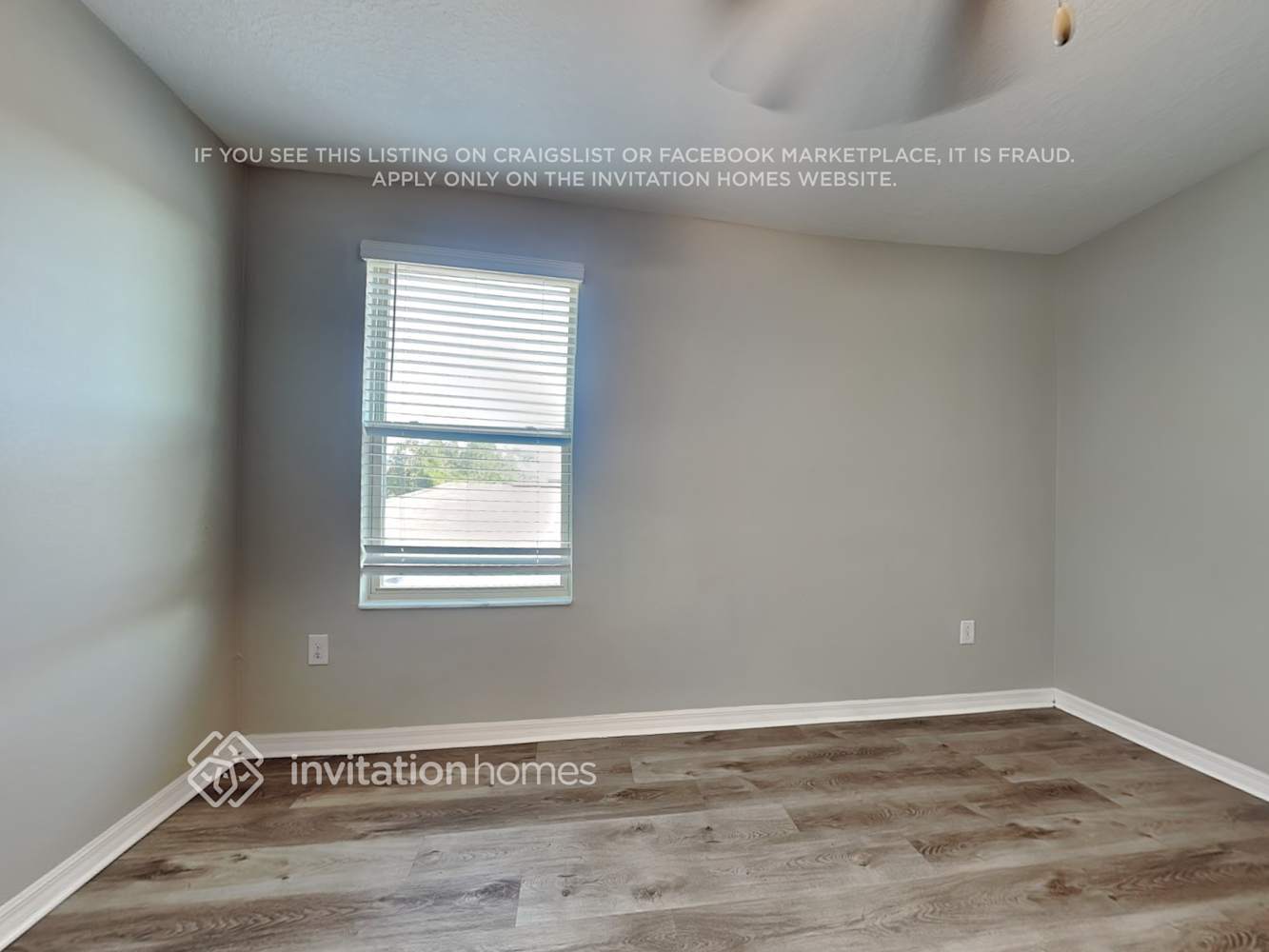 Building Photo - 11908 Miracle Mile Dr