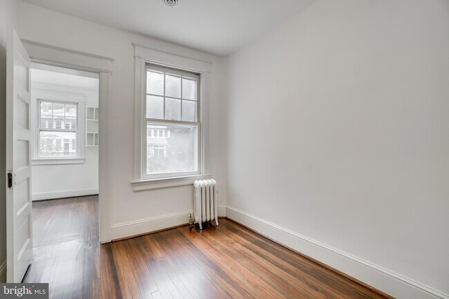 Building Photo - 2030 Pierce Mill Rd NW