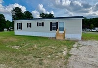 Building Photo - 553 Country Ln