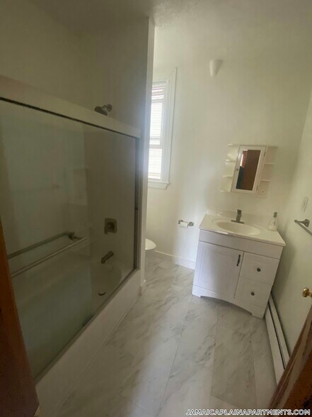 Building Photo - 3 Nira Ave