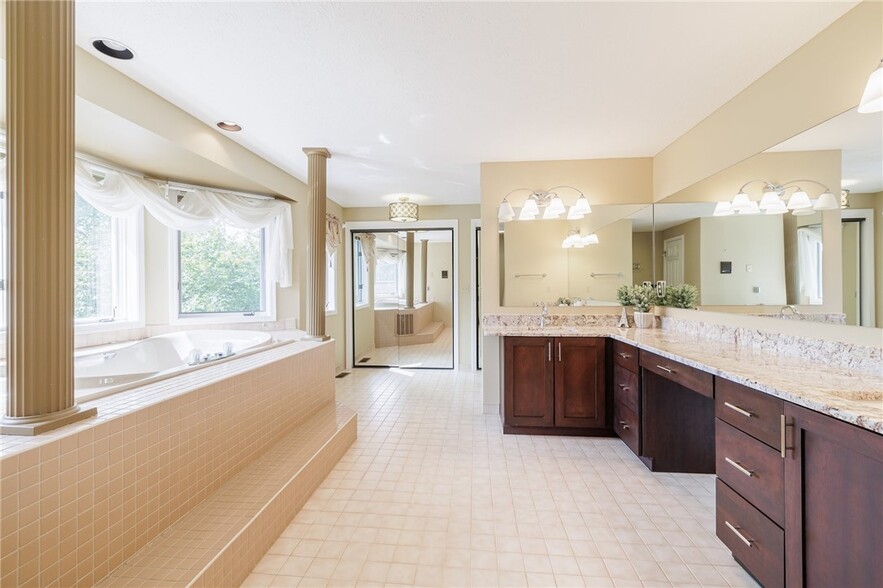 2nd floor master bathroom - 9 Glen Valley Dr