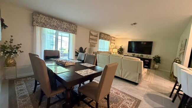 Building Photo - Beautiful 3 bed 2 bath Home - Unfurnished