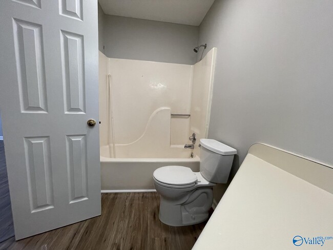 Building Photo - 1085 Stones Throw Dr NW