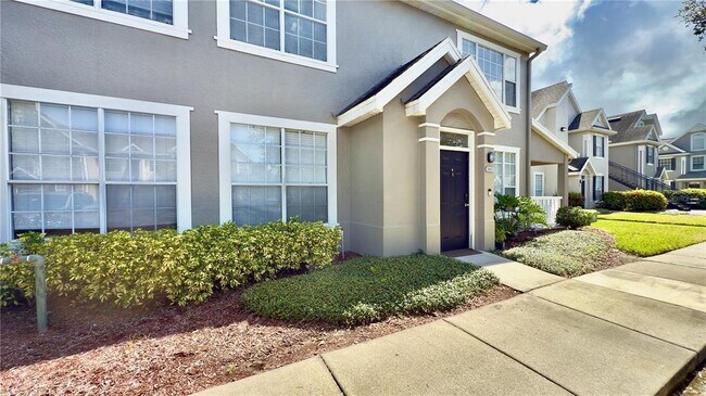 Building Photo - 9005 Lee Vista Blvd