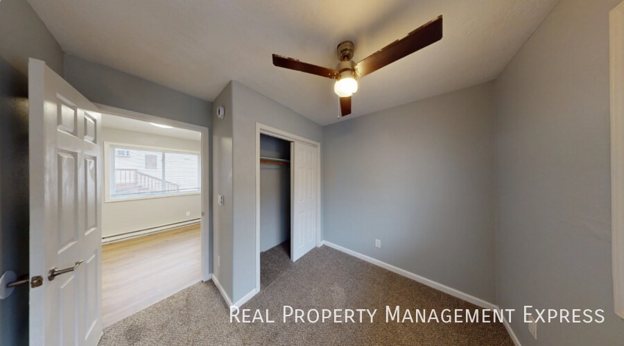 Building Photo - 2 Bedroom 1 Bathroom Home